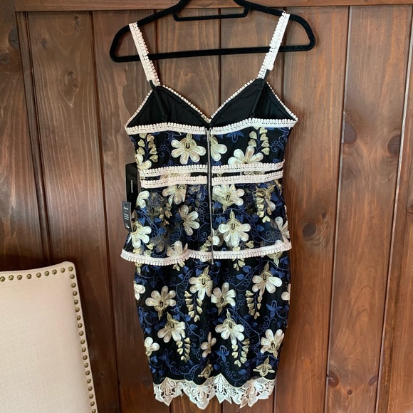 LuLu’s Karina Floral Embroidered Peplum Dress - Picture 14 of 15